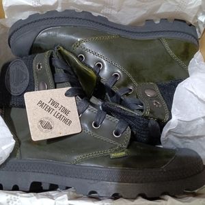 Palladium Woman's Baggy Leather Knit Boots. Sizes 6 and 6 1/2 available